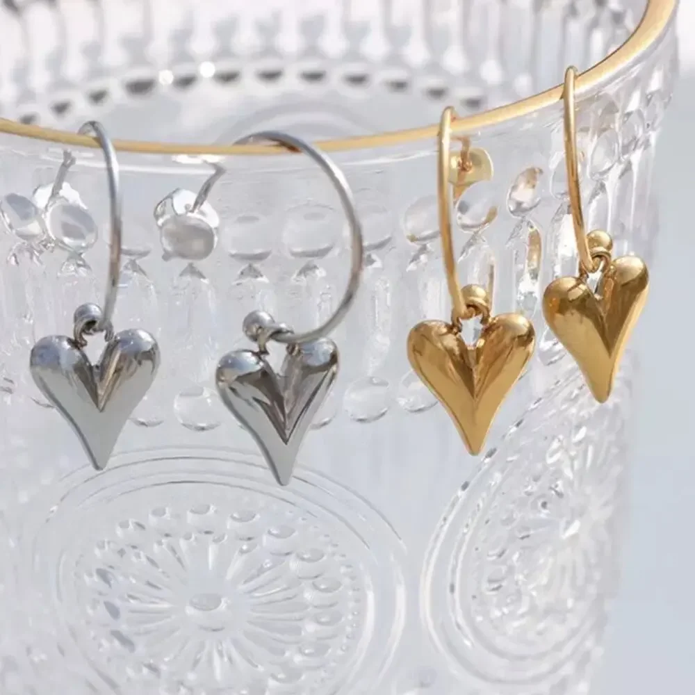 NEW 18K yellow gold plated heart shaped drop hoop earrings jewelry B21